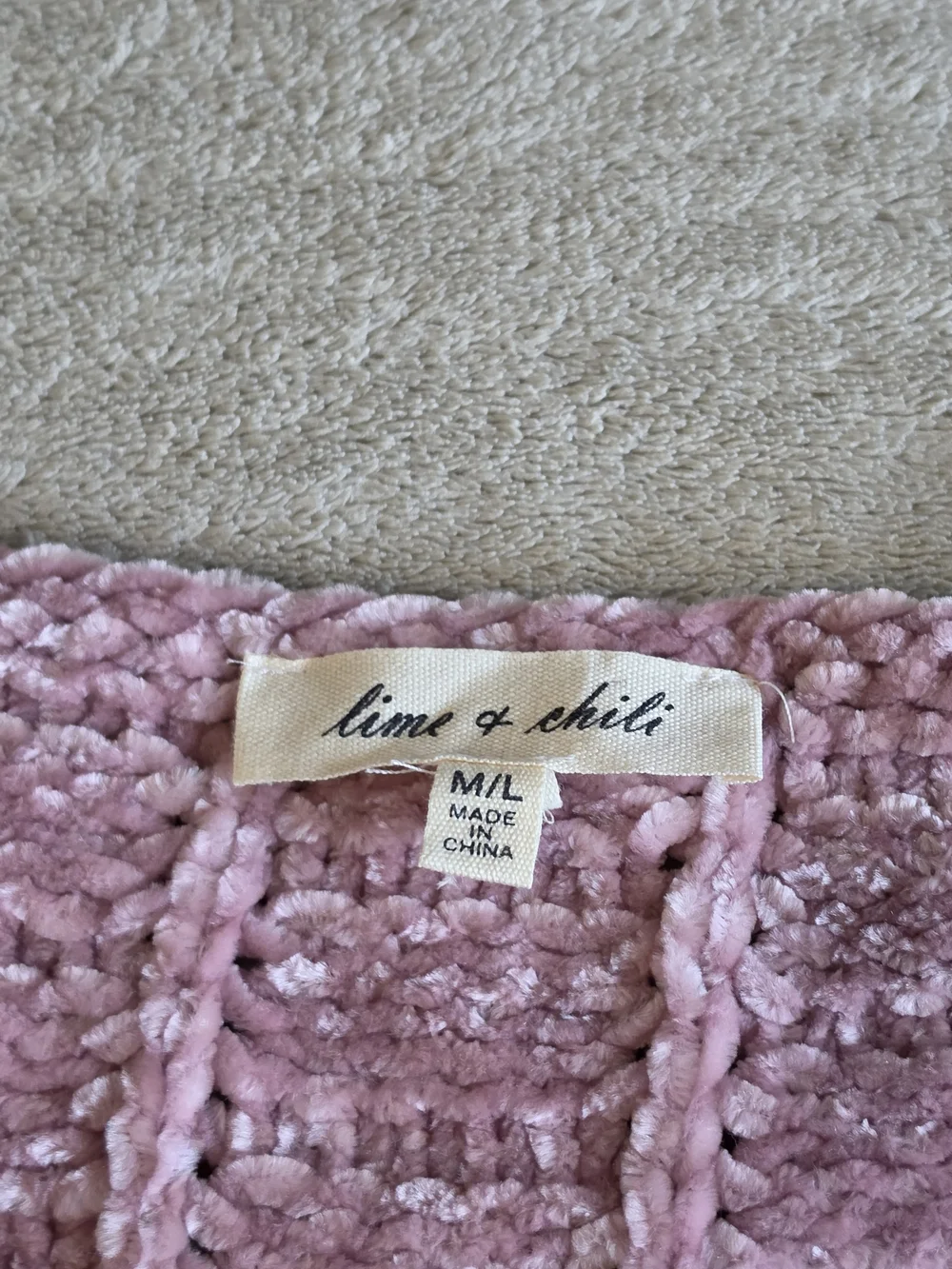 Cozy V-Neck Textured Sweater - Light Pink